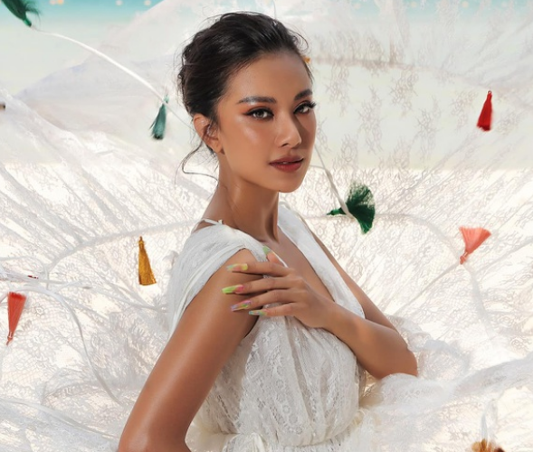 Sắc vóc người đẹp nối tiếp Khánh Vân thi Hoa hậu Hoàn vũ Thế giới