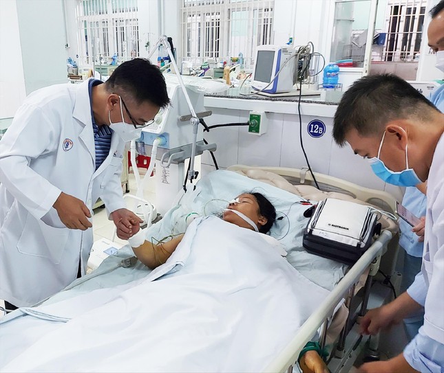 Vụ ngộ độc tập thể ở Quảng Nam: Bệnh nhân ăn phải chất kịch độc